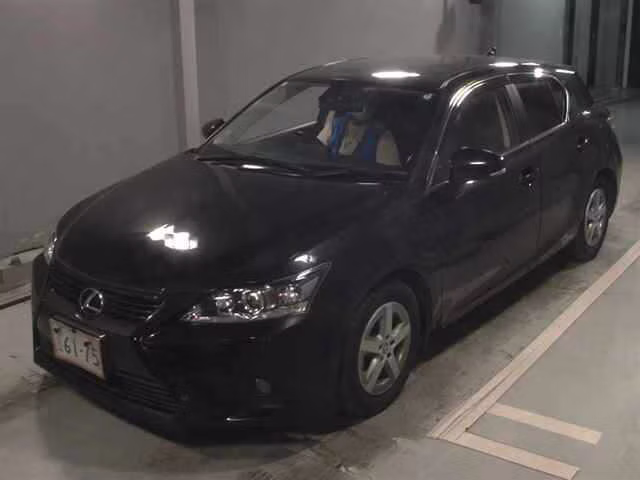 LEXUS CT200H