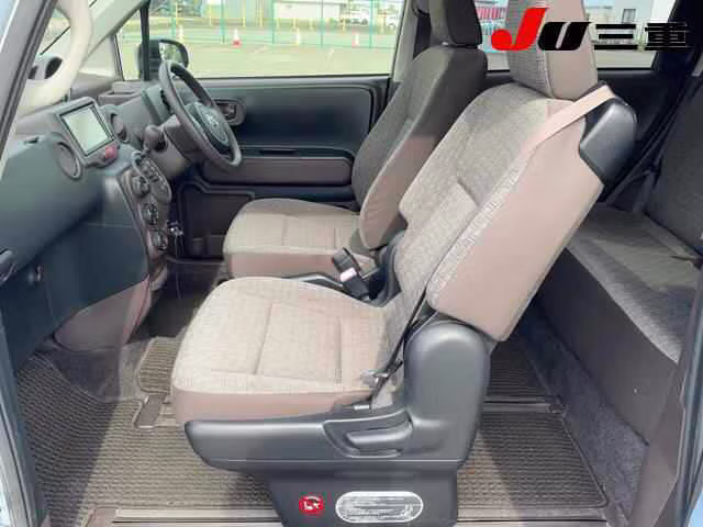 TOYOTA PORTE