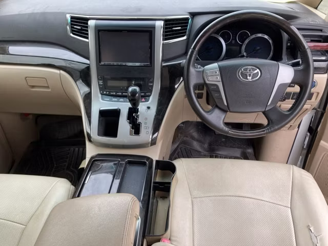 TOYOTA ALPHARD