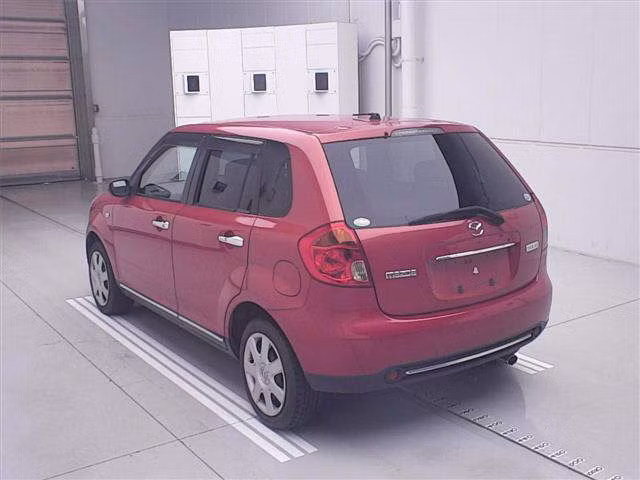 MAZDA VERISA