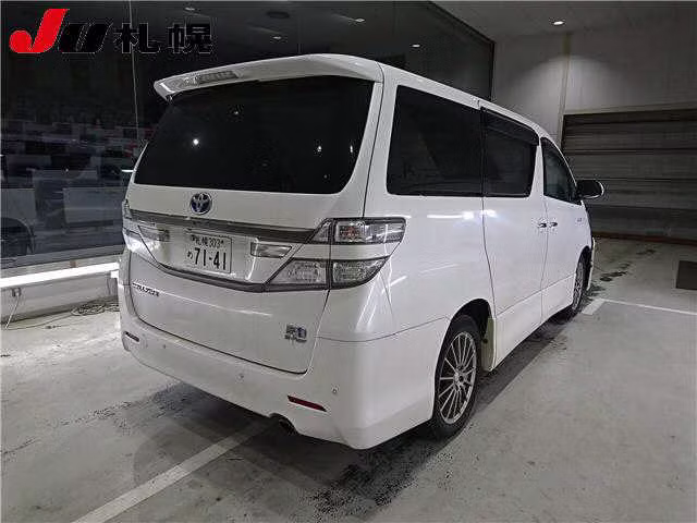 TOYOTA VELLFIRE