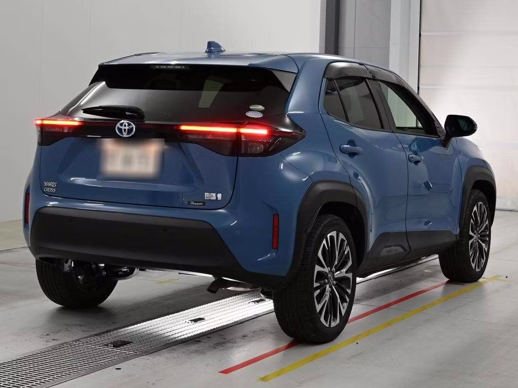 TOYOTA YARIS CROSS