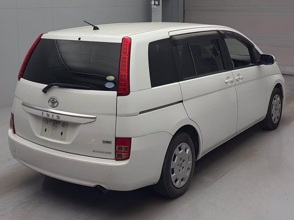 TOYOTA ISIS