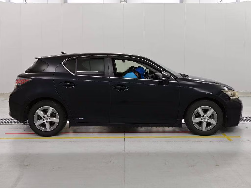 LEXUS CT200H