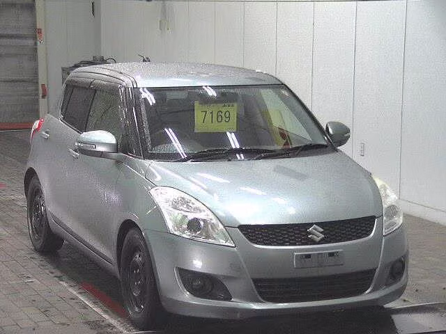 SUZUKI SWIFT