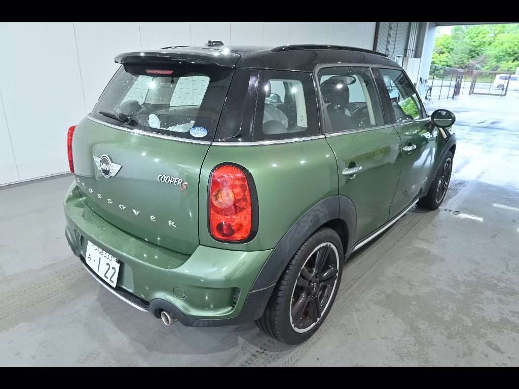 MINI CROSSOVER