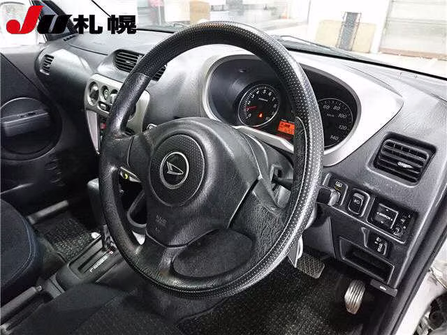 DAIHATSU TERIOS KID