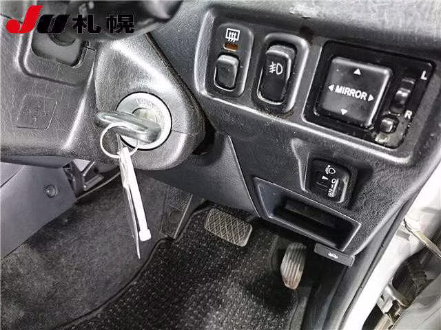 DAIHATSU TERIOS KID