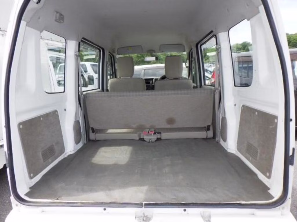 MITSUBISHI MINICAB