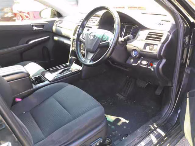 TOYOTA CAMRY