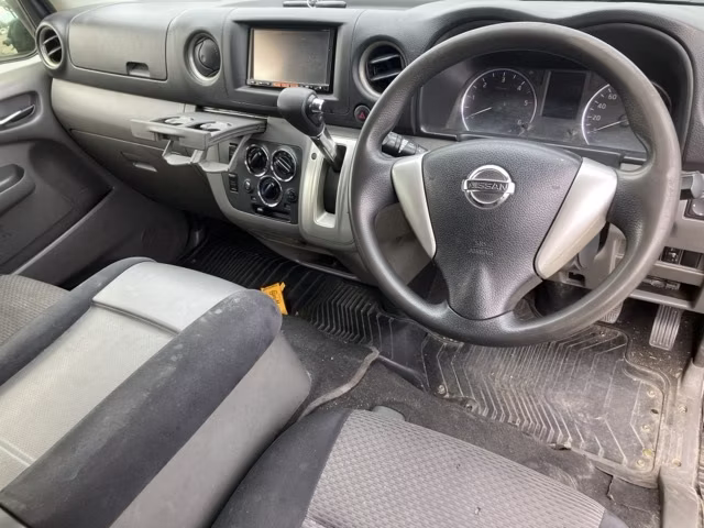 NISSAN NV350 CARAVAN