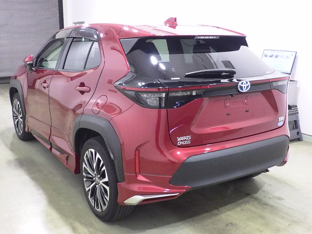 TOYOTA YARIS CROSS