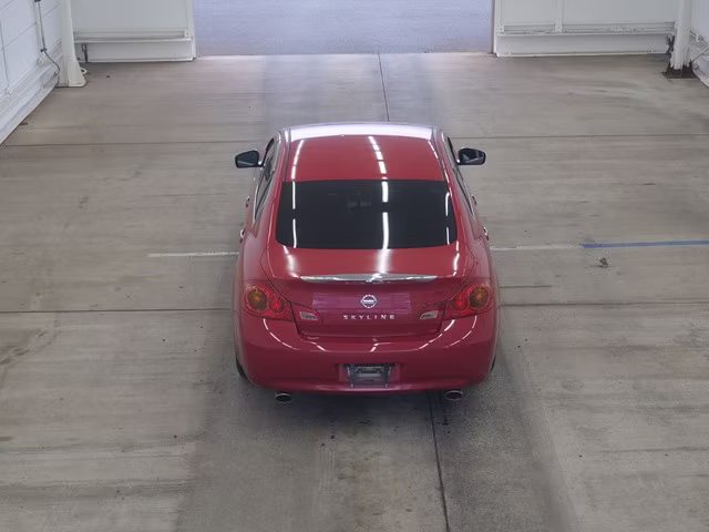 NISSAN SKYLINE