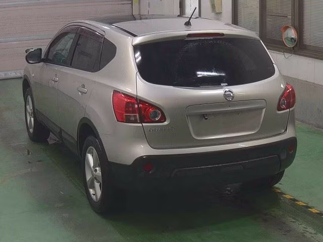 NISSAN DUALIS