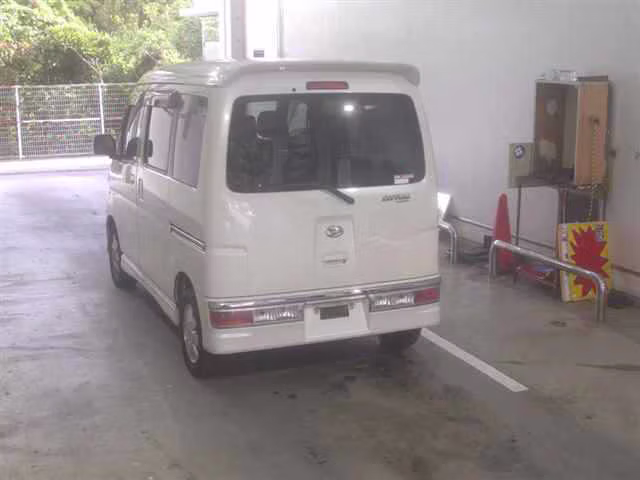 DAIHATSU ATRAI