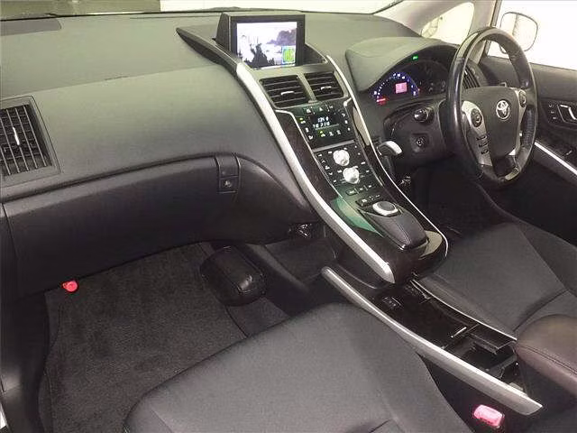TOYOTA SAI