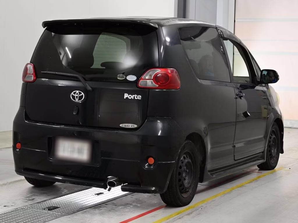 TOYOTA PORTE