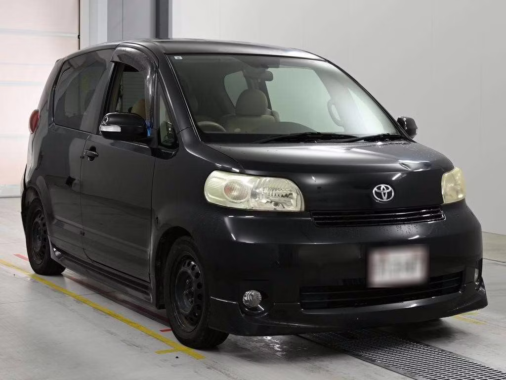 TOYOTA PORTE