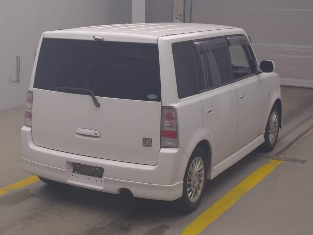 TOYOTA BB