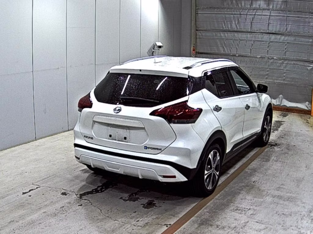 NISSAN KICKS