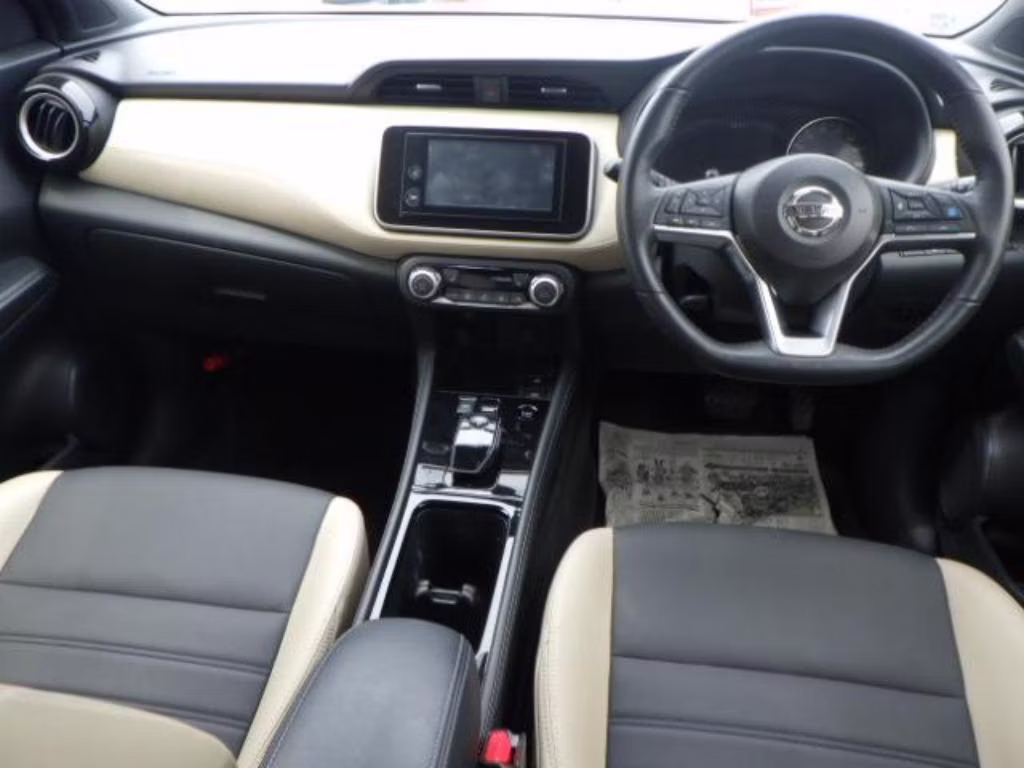 NISSAN KICKS