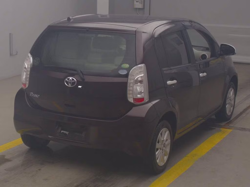 TOYOTA PASSO