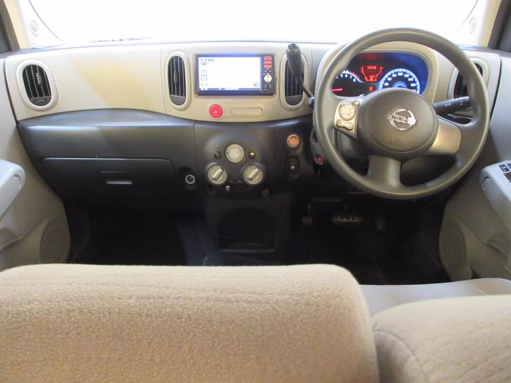 NISSAN CUBE