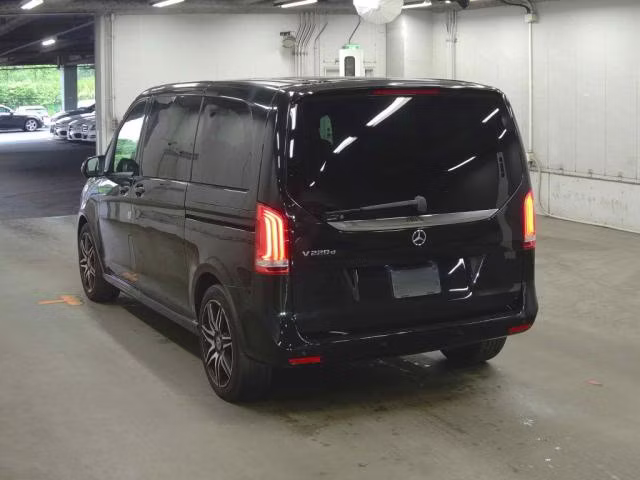 MERCEDES-BENZ V-CLASS