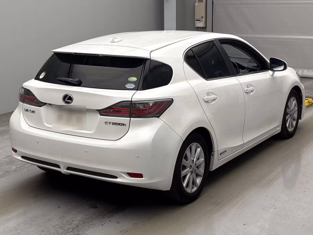 LEXUS CT200H