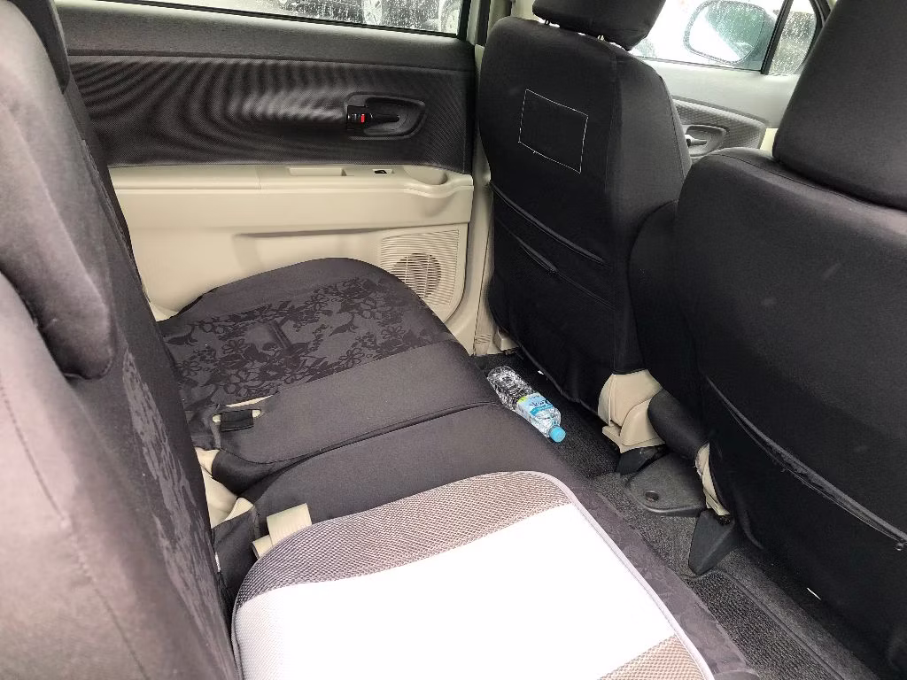 TOYOTA PASSO SETTE