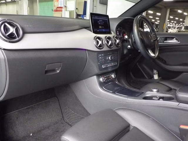 MERCEDES-BENZ B-CLASS