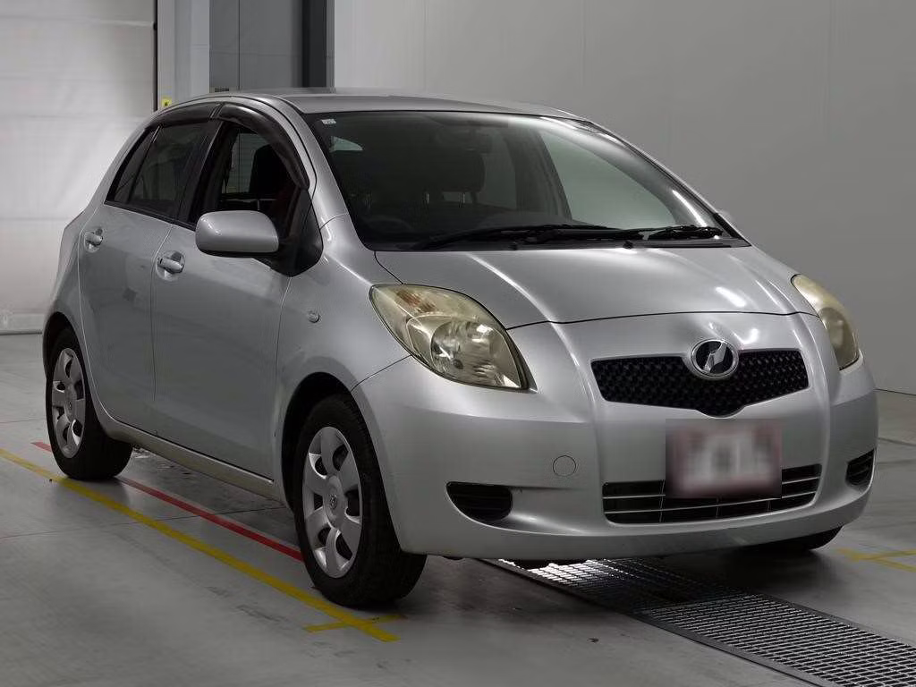 TOYOTA VITZ