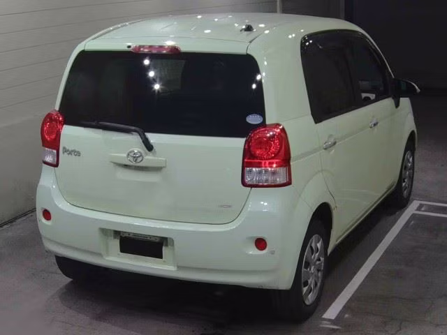 TOYOTA PORTE