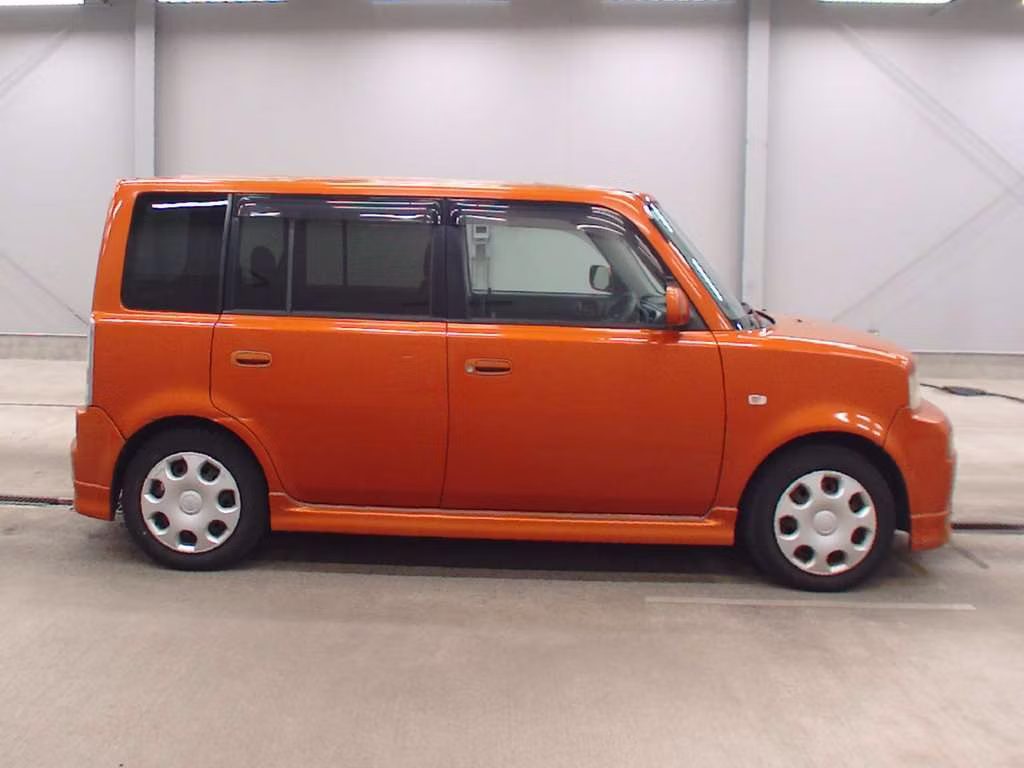 TOYOTA BB