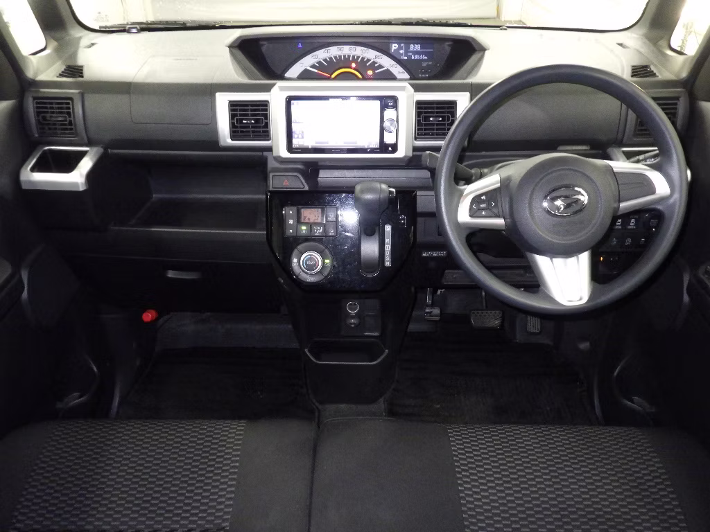 DAIHATSU WAKE