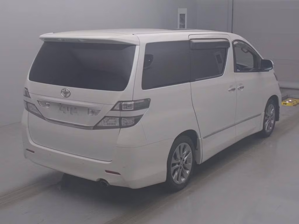 TOYOTA VELLFIRE