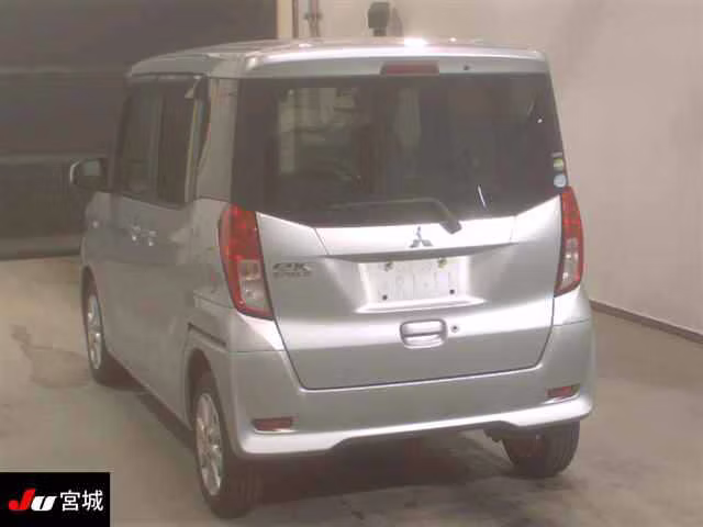 MITSUBISHI EK SPACE
