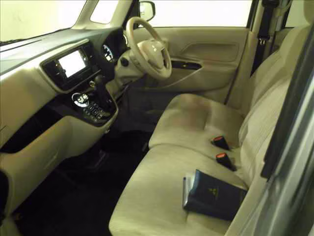 MITSUBISHI EK SPACE