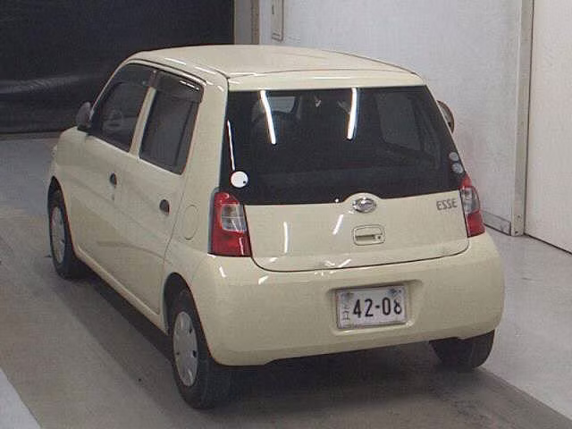 DAIHATSU ESSE