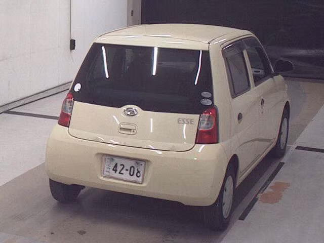 DAIHATSU ESSE