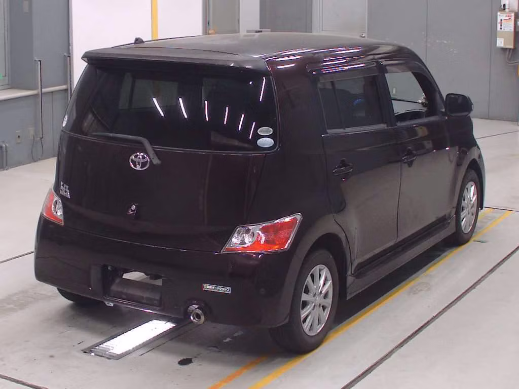TOYOTA BB