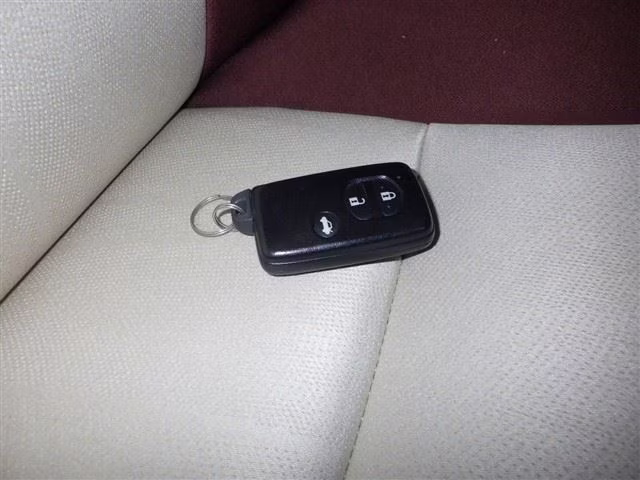 TOYOTA SAI