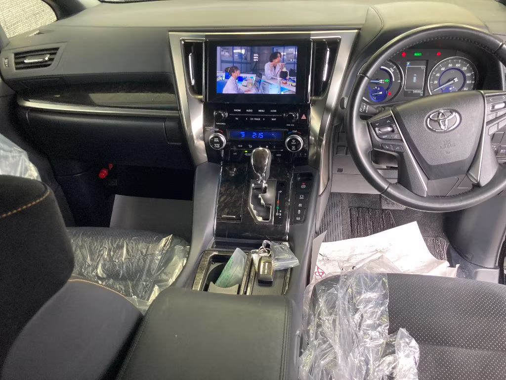 TOYOTA ALPHARD