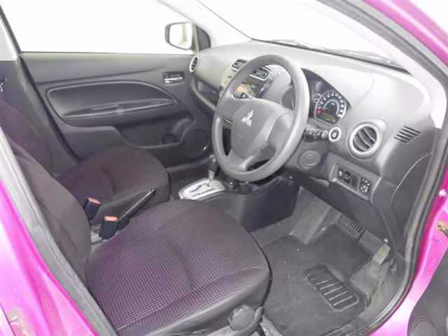 MITSUBISHI MIRAGE