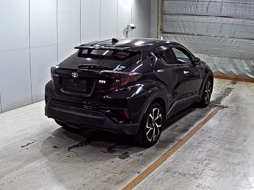 TOYOTA C-HR