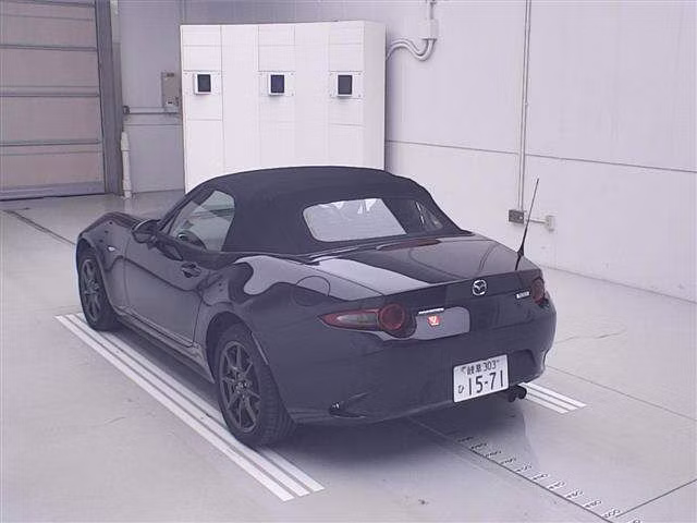 MAZDA MX-5