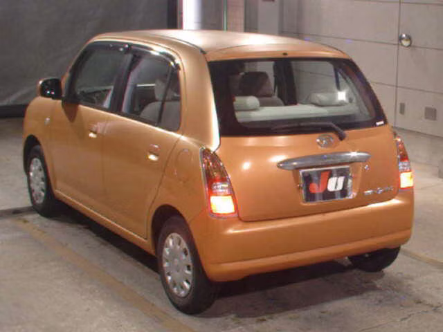 DAIHATSU MIRA GINO