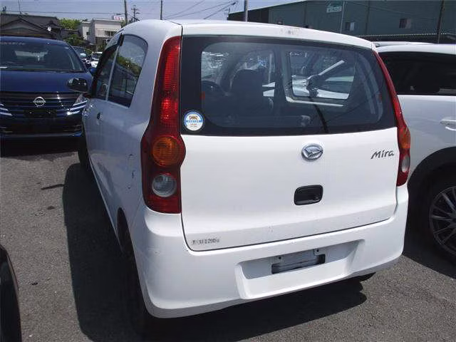 DAIHATSU MIRA