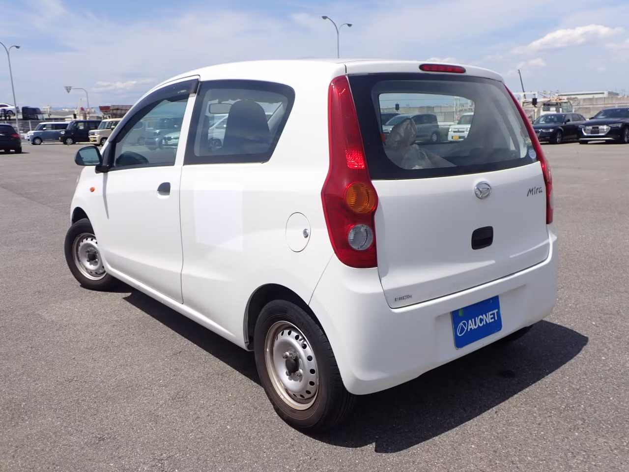DAIHATSU MIRA