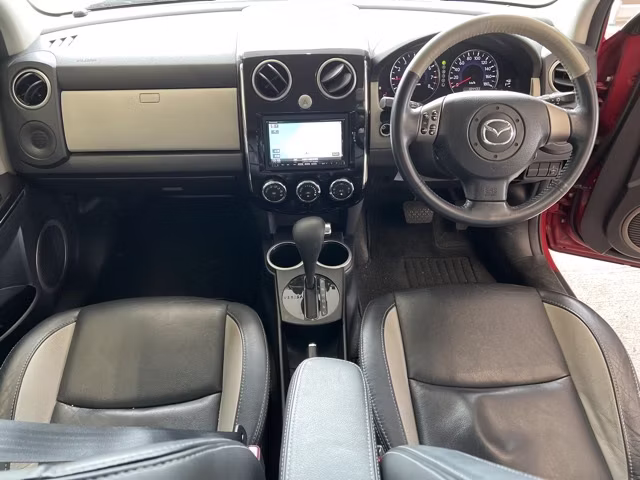 MAZDA VERISA